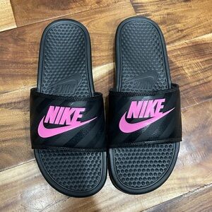 Nike Women's Benassi JDI Swoosh Slide Sandals Black Pink Women’s 11